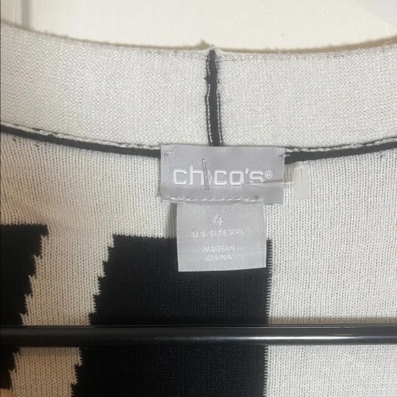 Chico's Women’s Geometric Knit Black and White Cardigan Sweater Size 4/XXL - Picture 2 of 6